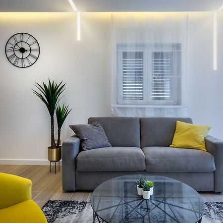 Downtown Marcius Luxury Apartment With Jacuzzi & Sauna Zadar Exterior photo