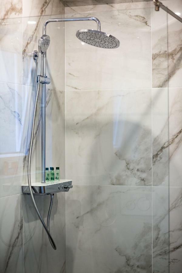 Downtown Marcius Luxury Apartment With Jacuzzi & Sauna Zadar Exterior photo