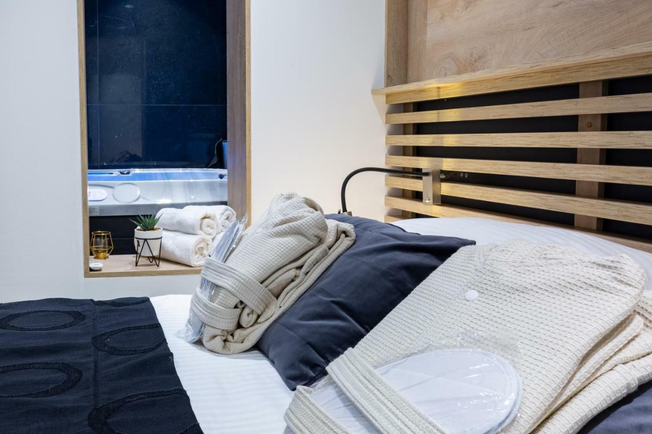 Downtown Marcius Luxury Apartment With Jacuzzi & Sauna Zadar Exterior photo