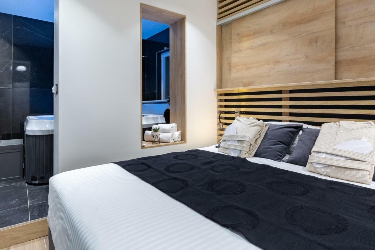 Downtown Marcius Luxury Apartment With Jacuzzi & Sauna Zadar Exterior photo