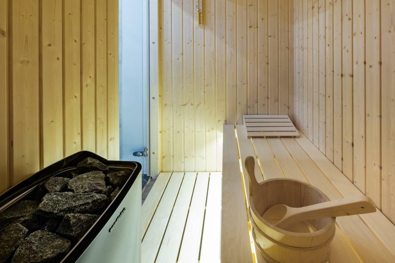 Downtown Marcius Luxury Apartment With Jacuzzi & Sauna Zadar Exterior photo