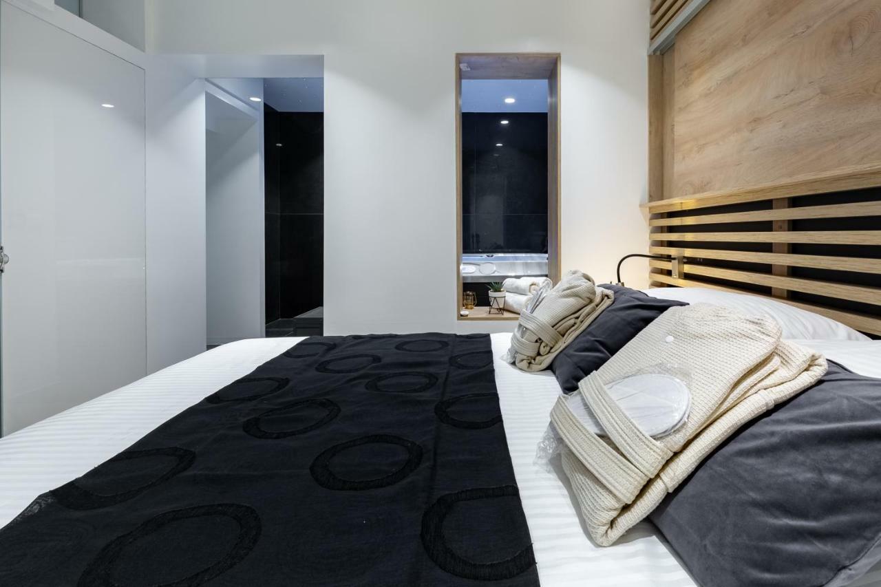 Downtown Marcius Luxury Apartment With Jacuzzi & Sauna Zadar Exterior photo