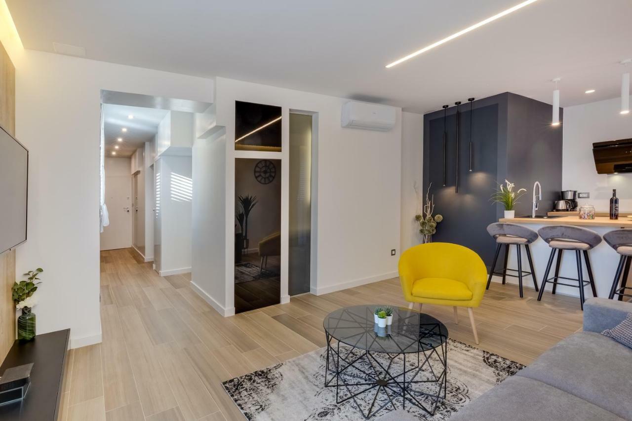 Downtown Marcius Luxury Apartment With Jacuzzi & Sauna Zadar Exterior photo