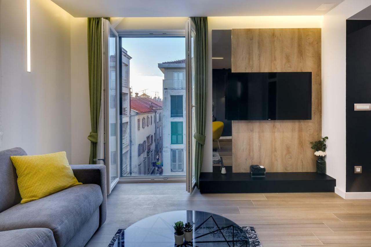 Downtown Marcius Luxury Apartment With Jacuzzi & Sauna Zadar Exterior photo